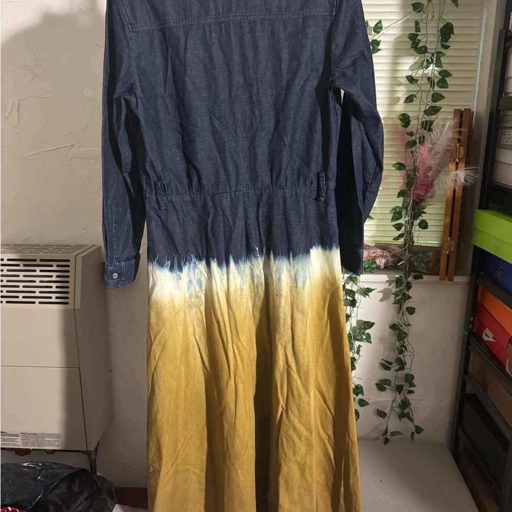 Weekend Max Mara
Weekend Max Mara Blue Dip-Dyed Denim Size 6 - Picture 4 of 7